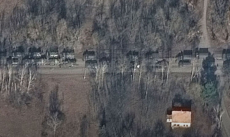 Terrifying-new-satellite-footage-shows-17-mile-long-convoy-of-Russian