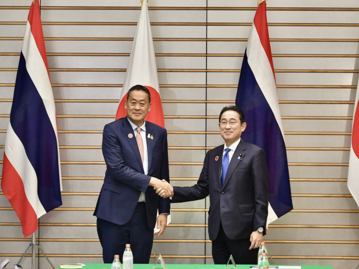 首相、日ASEAN会議への参加に満足 – AEC10NEWS