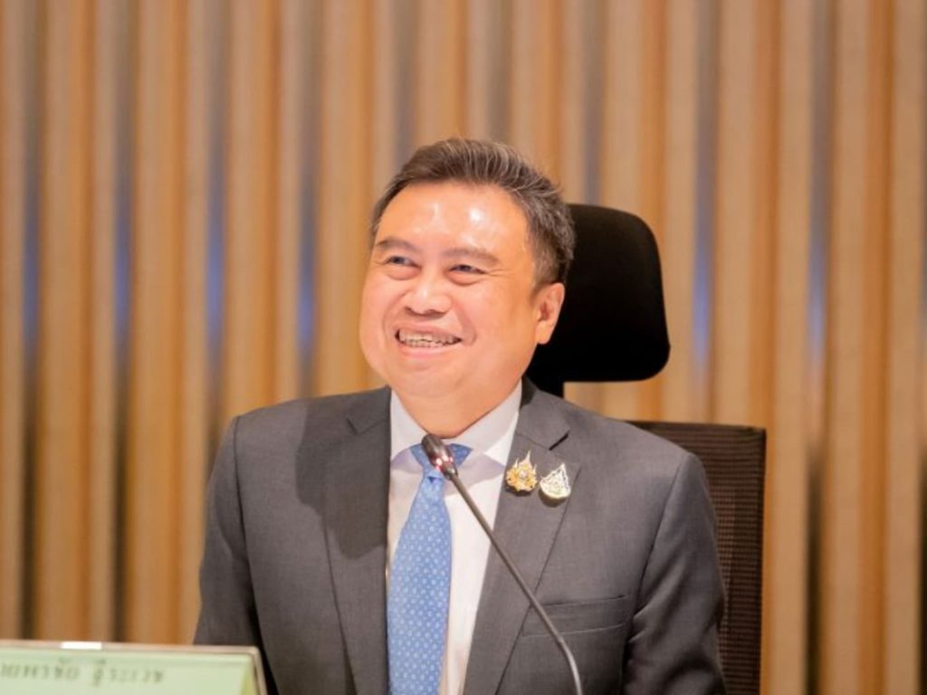 คลังปรับจีดีพีปีนี้ ทรุดฮวบเหลือ 2.1% 