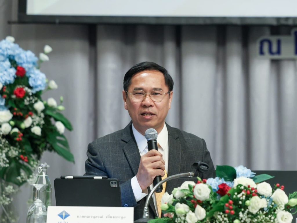 คปภ. ลงพื้นที่ให้ความช่วยเหลือผู้เอาประกันภัย กรณีไฟไหม้โรงงานที่เขตลาดกระบัง