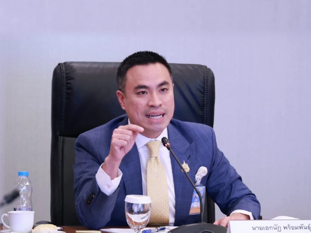 “เอกนัฏ” ห่วงความปลอดภัย “ตู้น้ำดื่ม” ในโรงเรียน เร่ง สมอ. คุมมาตรฐาน บังคับใช้ 1 ต.ค.นี้