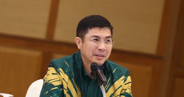 ธ.ก.ส. เยี่ยมชมงานศูนย์การเรียนรู้การพัฒนาที่ดินตามแนวทางเศรษฐกิจพอเพียง