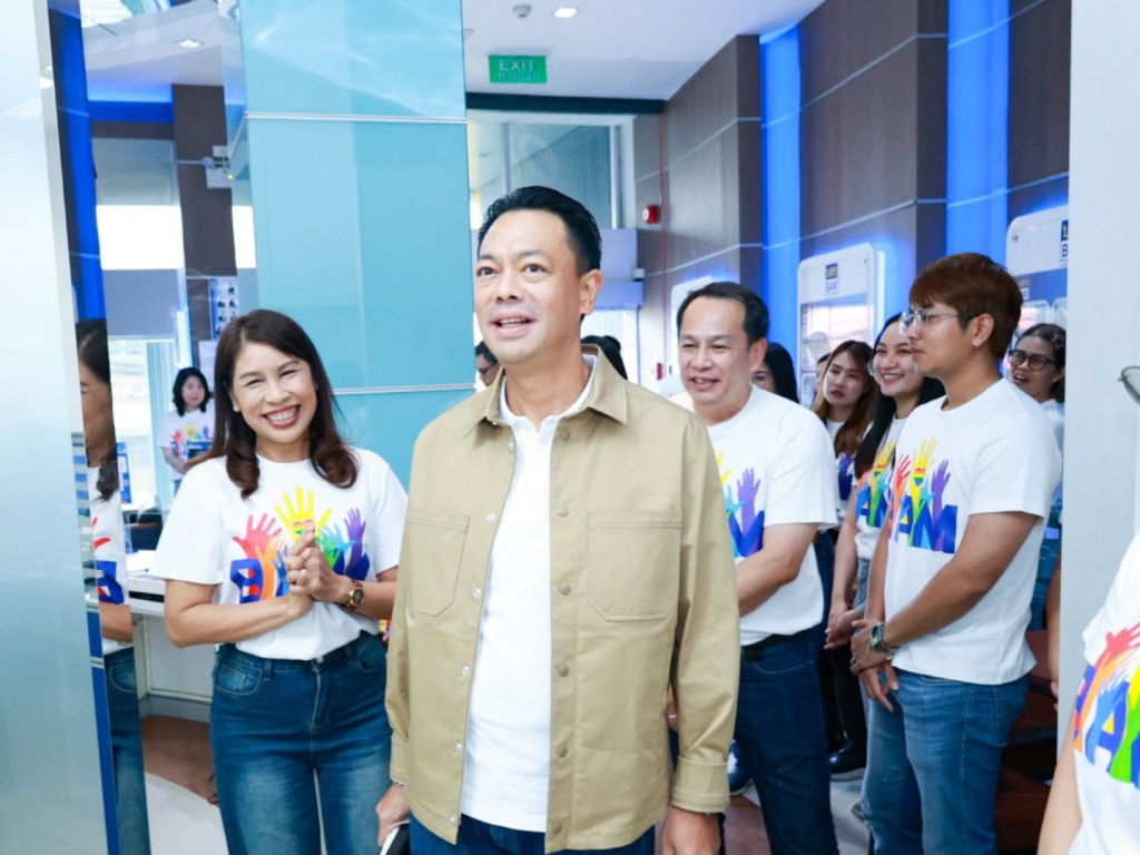 ประธานกรรมการ จับมือ CEO นำทีม กรรมการและผู้บริหาร BAM เยี่ยมชม สนง.ขอนแก่น