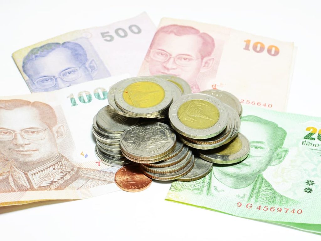 ธนาคารไทยพาณิชย์ ประเมินค่าเงินบาทวันนี้ 32.20-32.45 บาท/ดอลลาร์