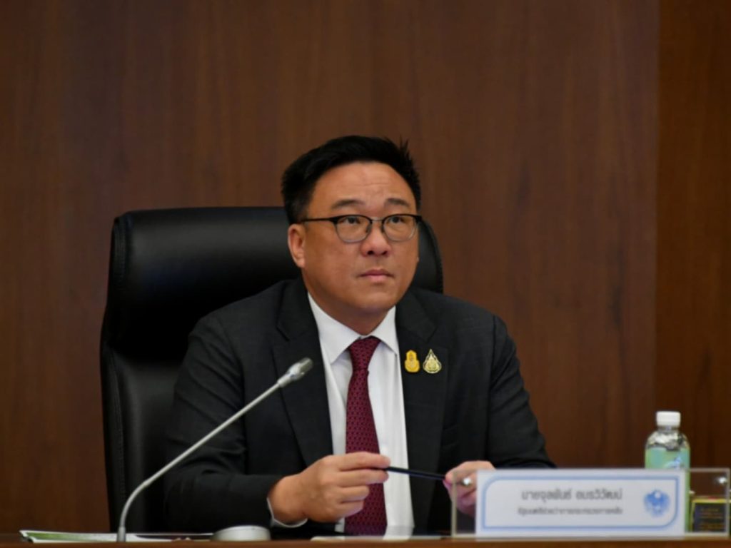 "จุลพันธ์" มั่นใจงบปี 69 เพียงพอรับความเสี่ยง 