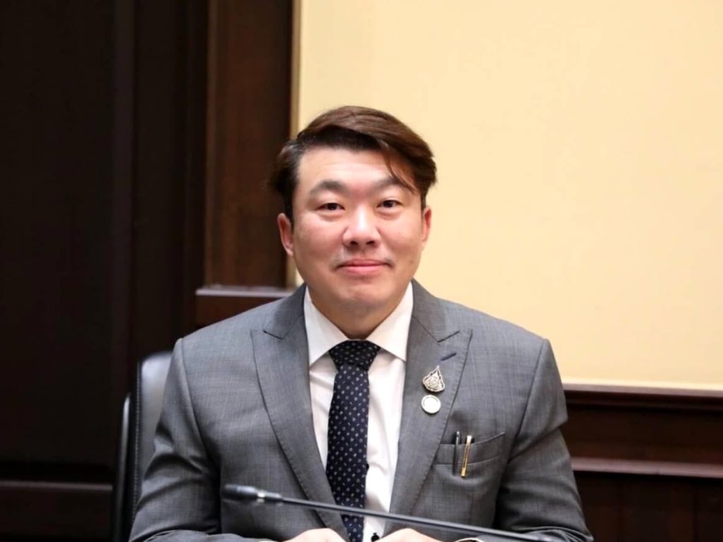 "คนละครึ่ง พลัส" ยอดใช้จ่ายพุ่งกว่า 3 พันล้านบาท