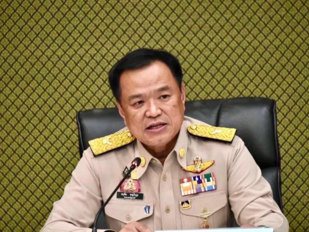 นายกฯ สั่งติดตามใกล้ชิดพายุ "คัลแมกี"