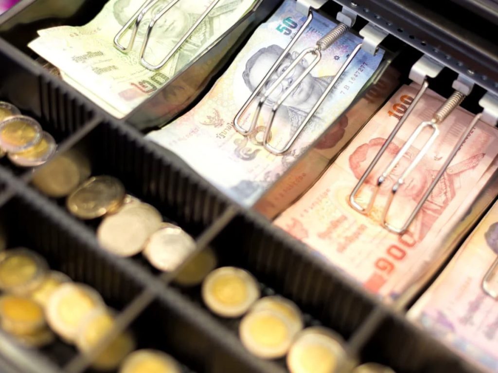 ไทยพาณิชย์ คาด ปีหน้าเงินบาทอ่อนค่า