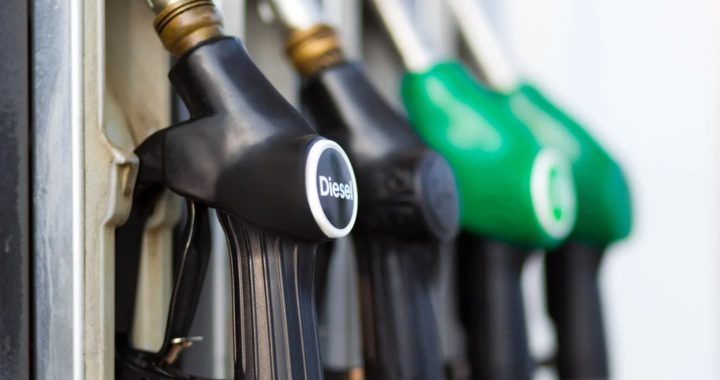 เช้านี้ ราคาน้ำมันดีเซลปรับขึ้นอีก 1.80 บาทต่อลิตร