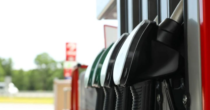 กบน. ปรับลดราคาน้ำมันดีเซล 1.20 บาทต่อลิตร เน้นสะท้อนราคาตลาดโลก