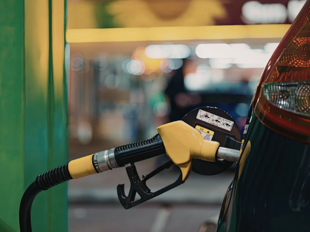 กบน. ปรับราคาน้ำมันดีเซล-เบนซิน รับขวัญสงกรานต์