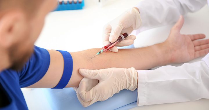 ก่อนเจาะเลือด