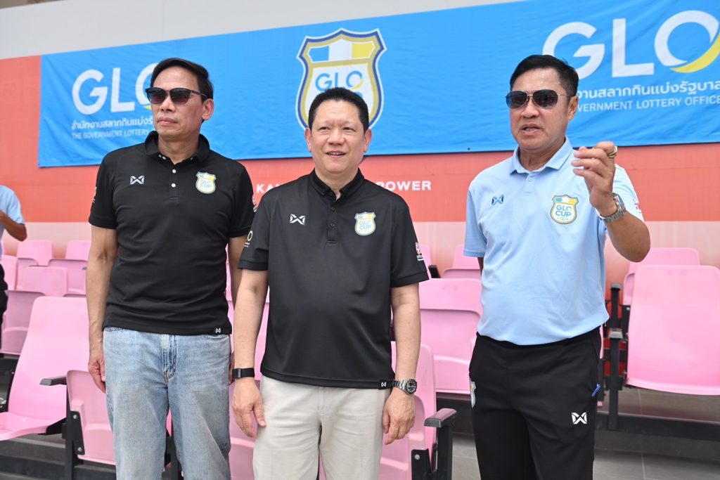 ปลัดกระทรวงการคลัง เยี่ยมให้กำลังใจนักเตะ GLO Cup 2026 รอบน็อกเอาต์