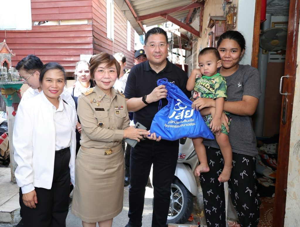 บสย.ลงพื้นที่ช่วยผู้ประสบภัยน้ำท่วม เร่งเยียวยาลูกค้า-ลูกหนี้ ฝ่าวิกฤต