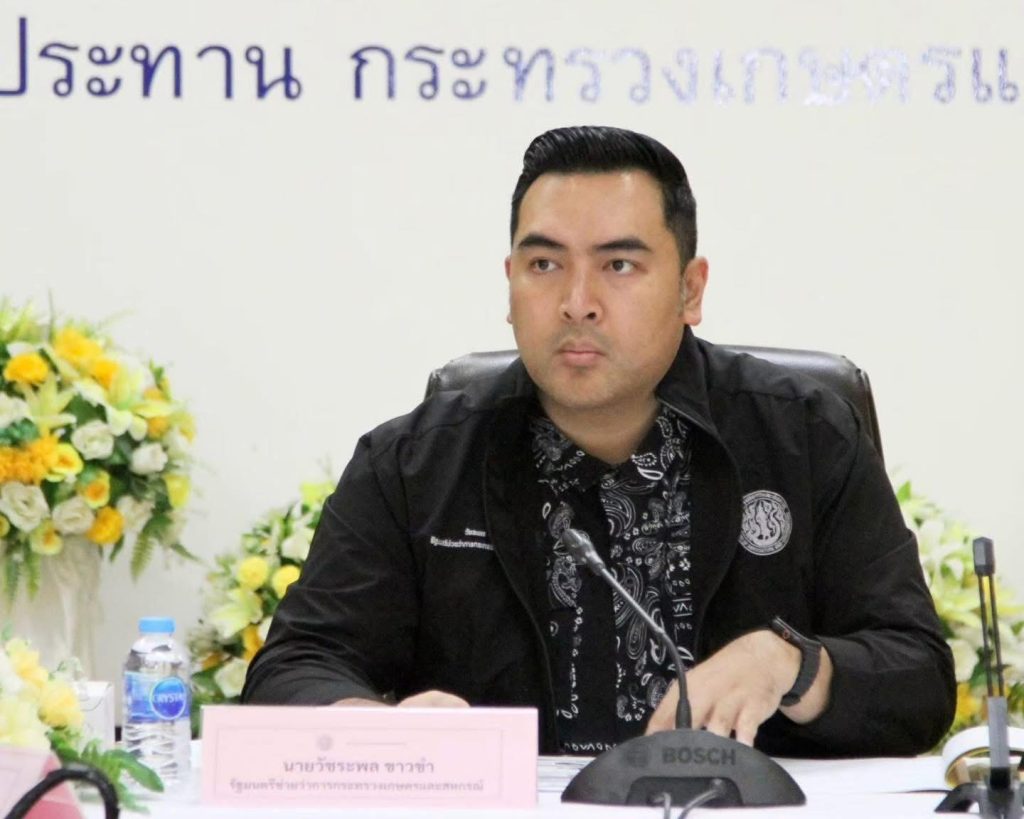 รมช.เกษตรฯ สั่งรับมือฝน 4–7 และ 9–12 ต.ค. ระดมกำลังช่วยประชาชน-แถลงน้ำรายวัน
