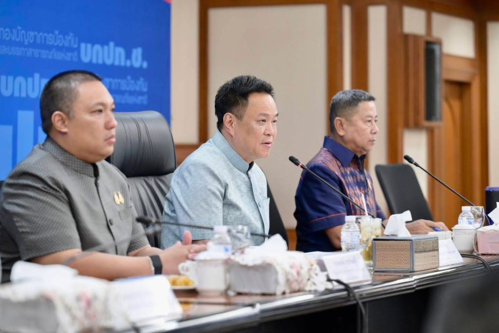 “อนุทิน” สั่งเร่งจ่ายเงินเยียวยาถึงมือประชาชน ตรวจสอบสิทธิประกันภัยน้ำท่วมลำพูน