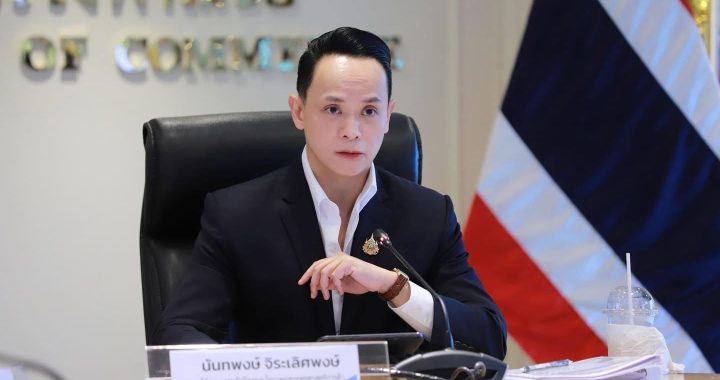 สนค. เตือนน้ำท่วมกระทบสภาพคล่องกว่า 50% ต้องดึงเงินเก็บมาใช้ เร่งฟื้นฟูรายได้